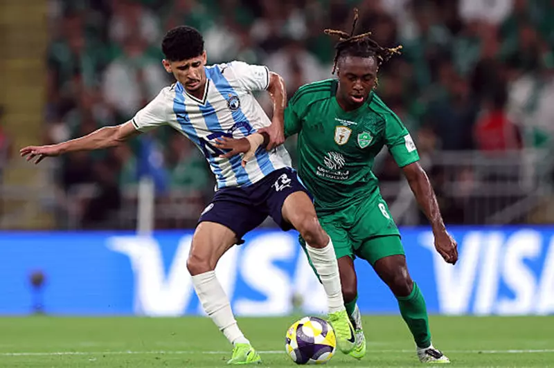 أحمد عاطف قطة أمام الأهلي